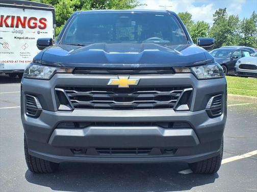 2024 Chevrolet Colorado WT