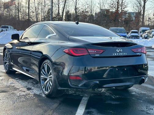 2019 INFINITI Q60 3.0T LUXE