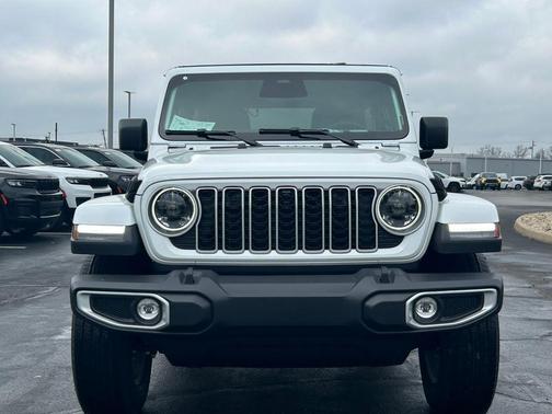 2026 Jeep Wrangler 4-Door Sahara 4x4
