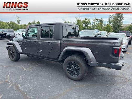 2023 Jeep Gladiator Sport S