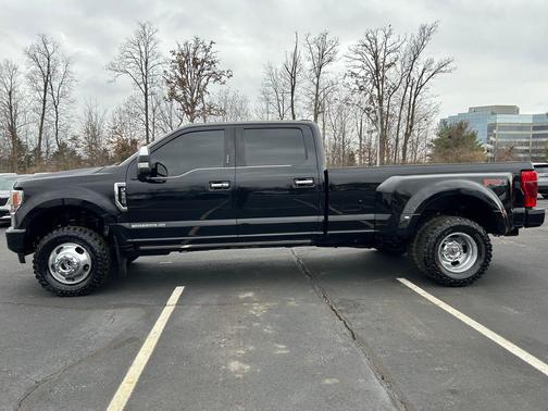 2022 Ford F-350 Platinum