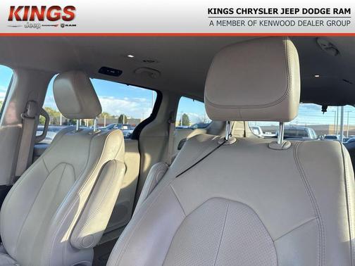 2020 Chrysler Pacifica Touring L