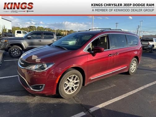 2020 Chrysler Pacifica Touring L