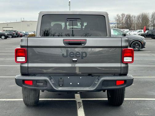 2026 Jeep Gladiator Sport S