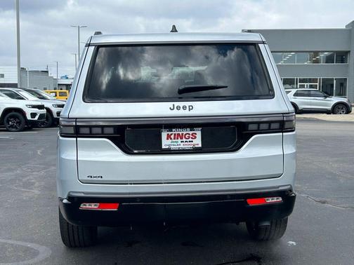 2026 Jeep Grand Wagoneer Limited Altitude 4x4