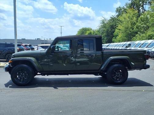 2023 Jeep Gladiator Sport S