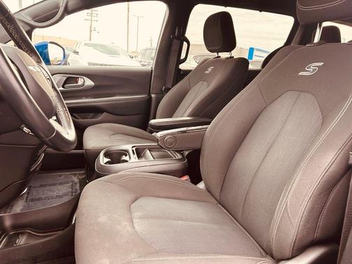 2021 Chrysler Pacifica Touring