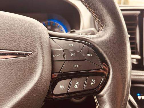 2021 Chrysler Pacifica Touring