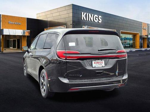 2025 Chrysler Pacifica Hybrid Premium S Appearance Pkg