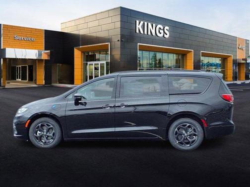 2025 Chrysler Pacifica Hybrid Premium S Appearance Pkg