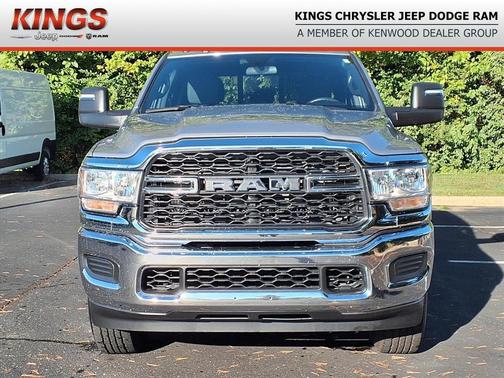 2024 RAM 2500 Tradesman Crew Cab 4x4 6'4' Box