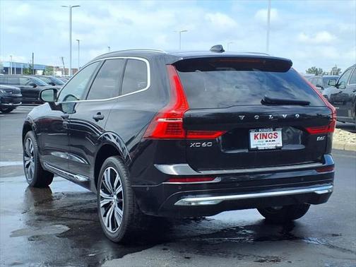 2022 Volvo XC60 B6 Inscription