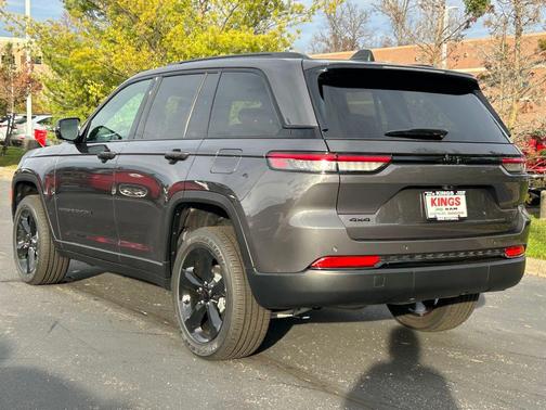 2025 Jeep Grand Cherokee Altitude