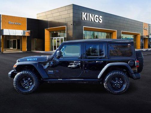 2025 Jeep Wrangler 4xe Willys