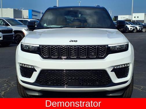 2025 Jeep Grand Cherokee Summit