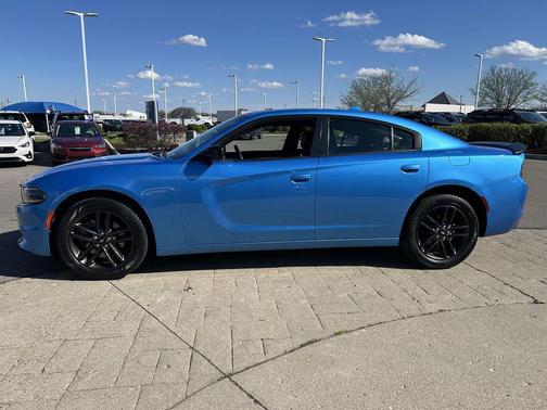 B5 Blue Pearlcoat 2019 Dodge Charger SXT