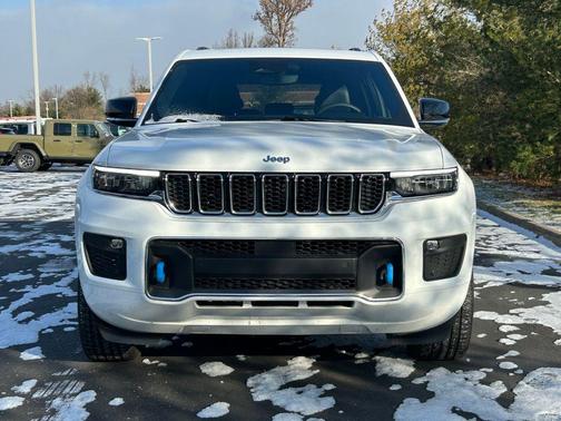 2022 Jeep Grand Cherokee 4xe Overland