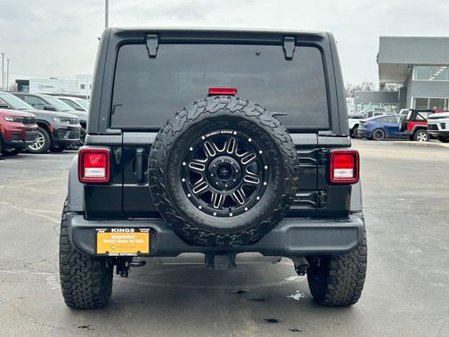 2022 Jeep Wrangler Unlimited Sport