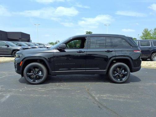 2025 Jeep Grand Cherokee Limited X