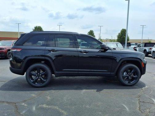2025 Jeep Grand Cherokee Limited X
