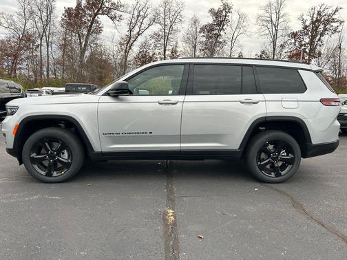 2025 Jeep Grand Cherokee L Altitude