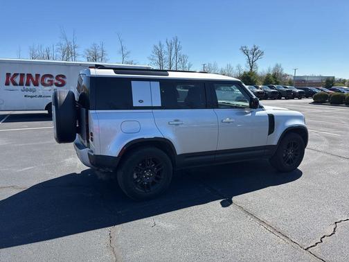Silver Metallic 2020 Land Rover Defender 110 SE