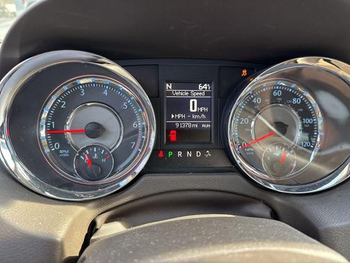 2013 Chrysler Town & Country Touring-L