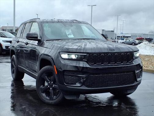 2025 Jeep Grand Cherokee Altitude