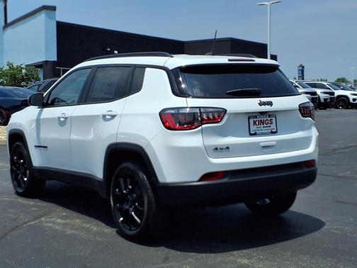2025 Jeep Compass Latitude