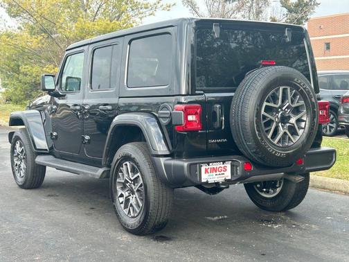 2026 Jeep Wrangler 4-Door Sahara 4x4