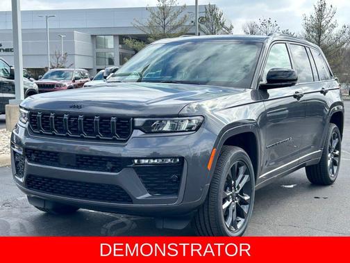 Baltic Gray Metallic Clearcoat 2026 Jeep Grand Cherokee Limited