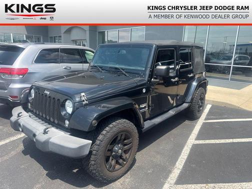 Black Clearcoat 2015 Jeep Wrangler Unlimited Sahara
