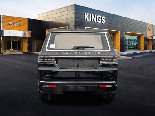 2023 Jeep Grand Wagoneer L Series III 4x4
