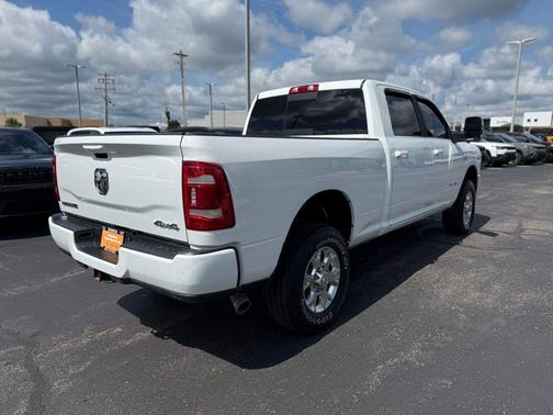 Bright White Clearcoat 2024 RAM 2500 Laramie Crew Cab 4x4 6'4' Box