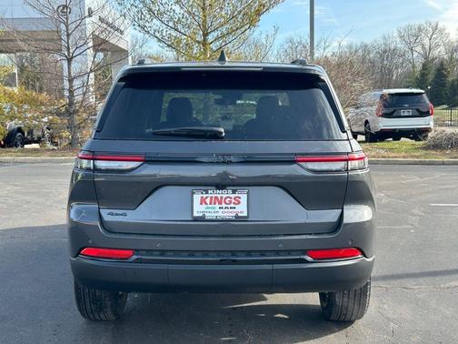 2025 Jeep Grand Cherokee Altitude