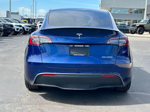 2022 Tesla Model Y Performance Dual Motor All-Wheel Drive
