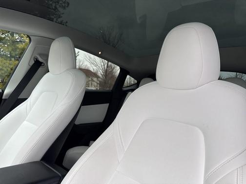 2022 Tesla Model Y Performance Dual Motor All-Wheel Drive