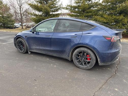 2022 Tesla Model Y Performance Dual Motor All-Wheel Drive