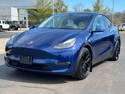 2022 Tesla Model Y Performance Dual Motor All-Wheel Drive