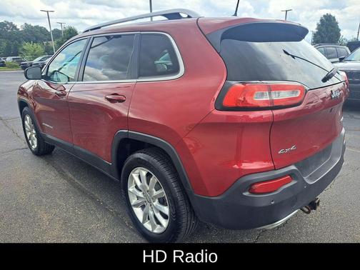 Deep Cherry Red Crystal Pearlcoat 2017 Jeep Cherokee Limited