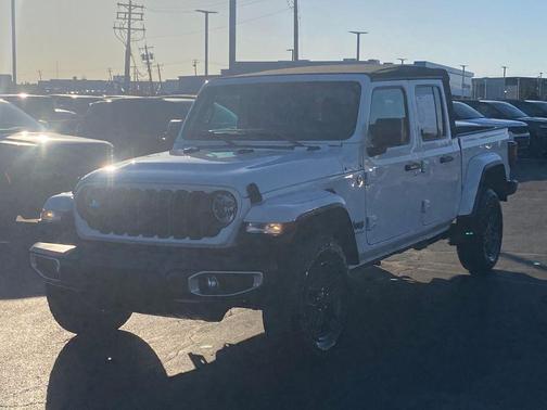 2024 Jeep Gladiator Sport S