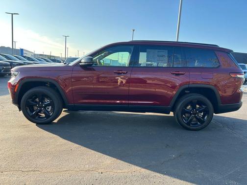 2025 Jeep Grand Cherokee L Altitude
