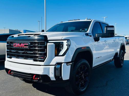 2024 GMC Sierra 2500 AT4