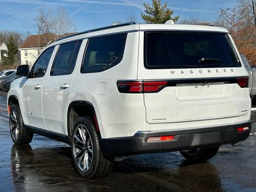 2022 Jeep Wagoneer Series III 4x4