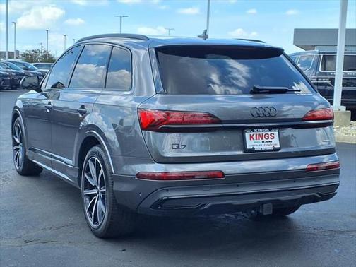 2023 Audi Q7 55 Prestige