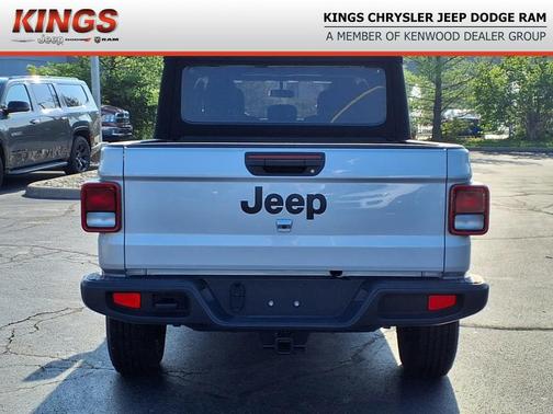 2023 Jeep Gladiator Sport S