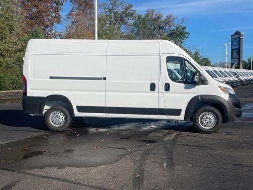 2024 RAM ProMaster 2500 Tradesman