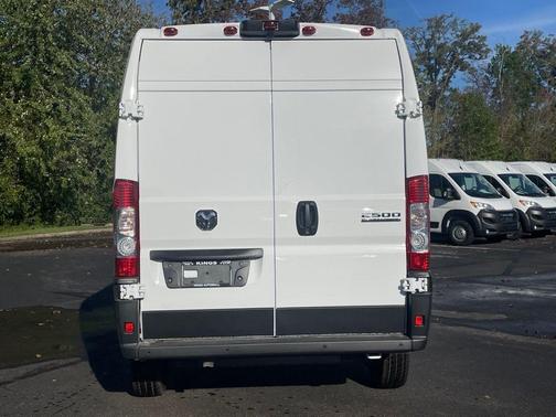 2024 RAM ProMaster 2500 Tradesman