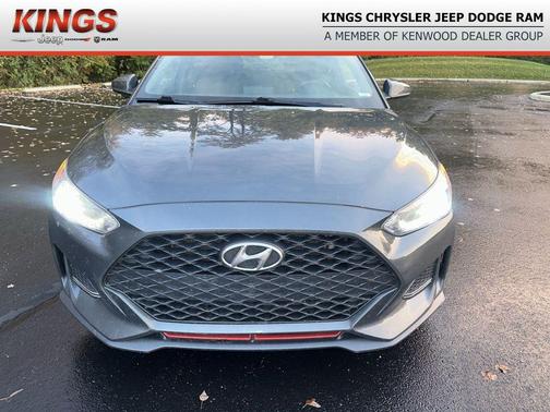 2019 Hyundai Veloster Base