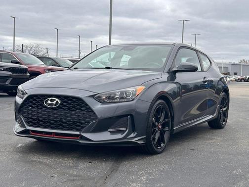 2019 Hyundai Veloster Base